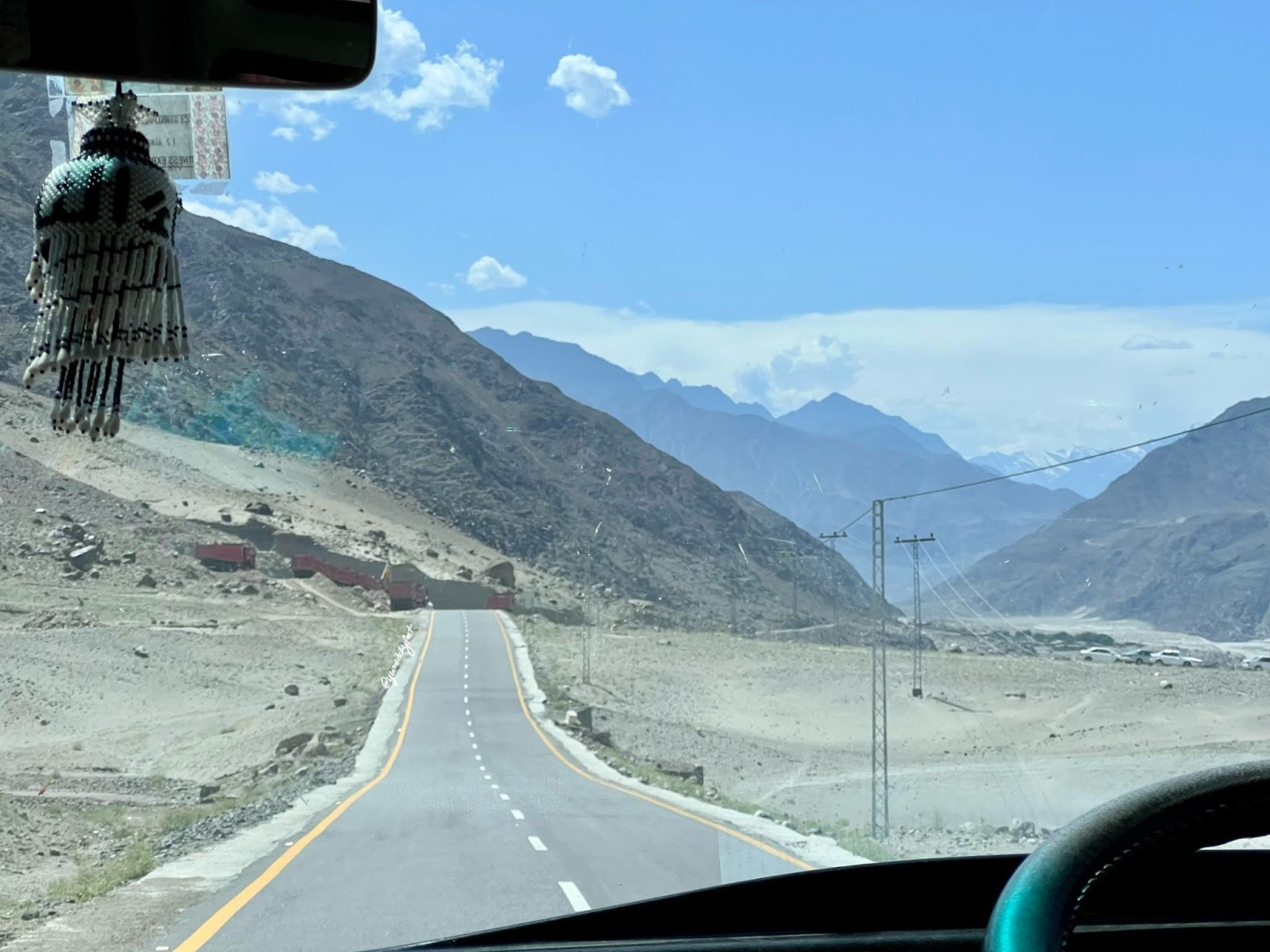 the karakoram highway pakistan 1