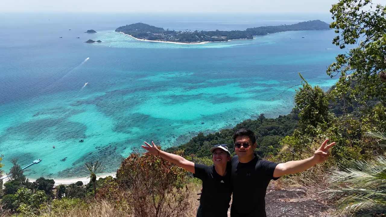 Hiking in Koh Adang 10