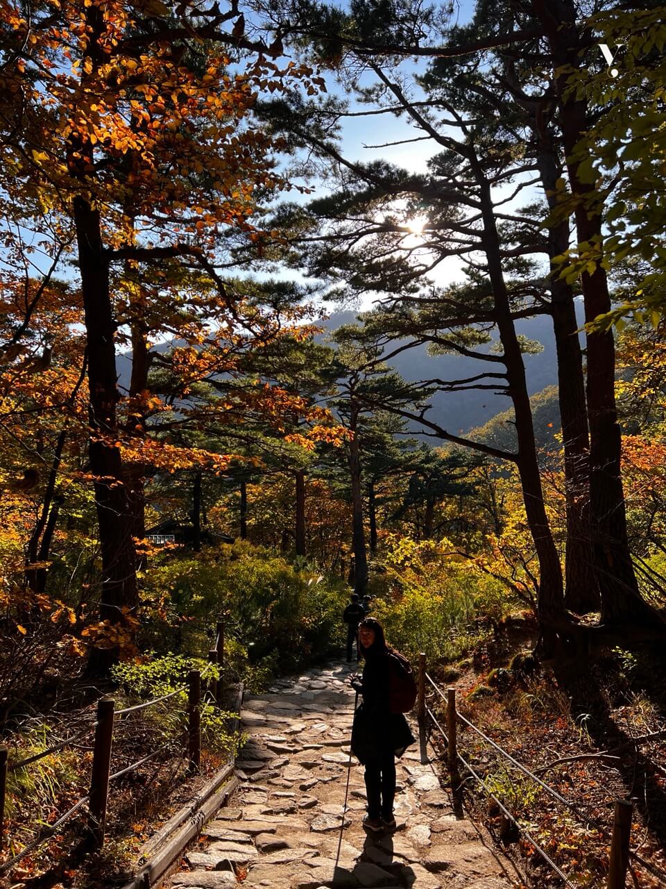 Hiking Ulsanbawi Rock 3