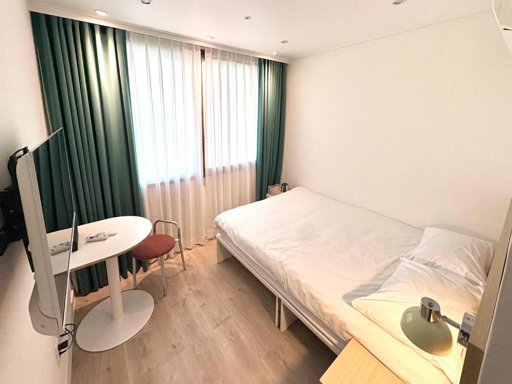 Where to Stay in South Korea for First-Timers 1