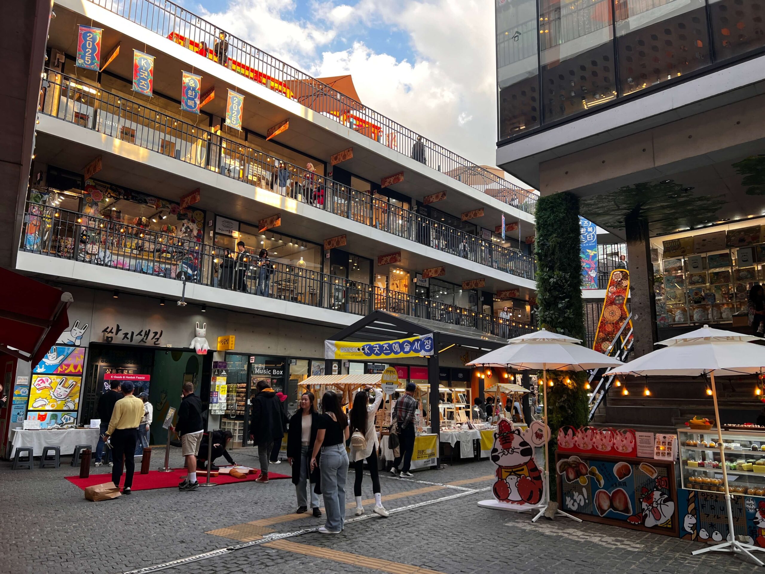 Best Things To Do in Insadong 1